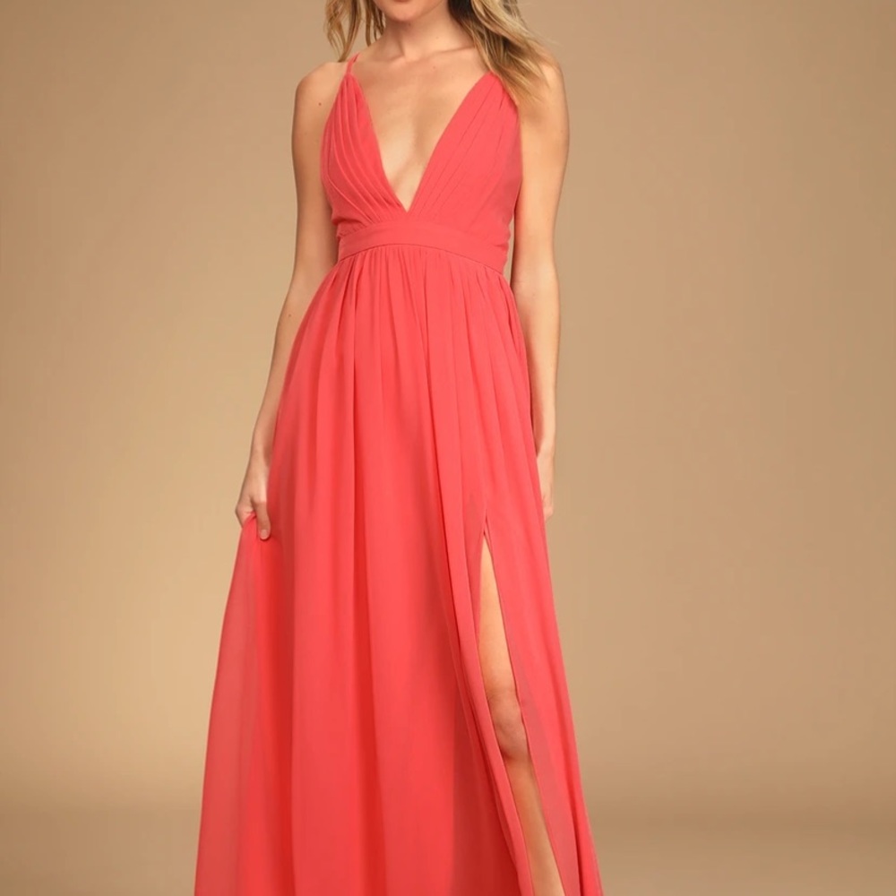 Lulu’s Coral Pink Pleated Maxi Dress